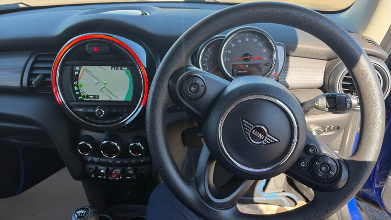 MINI Hatchback 1.5 Cooper Classic II 3dr Petrol Hatchback